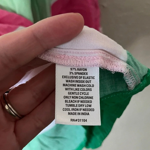 Crown & Ivy Top Women's 2X Striped Color Block Split V Neck Preppy Southern - Picture 6 of 7